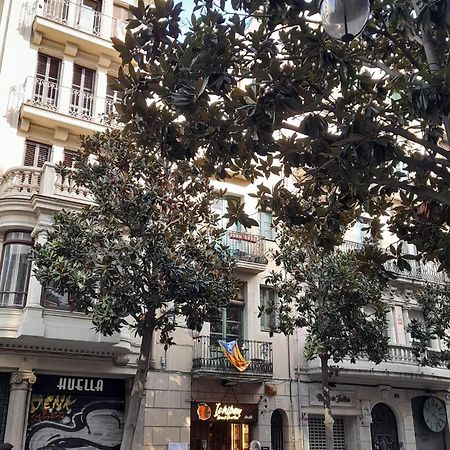 برشلونة La Casa De Laura Nisia B&B المظهر الخارجي الصورة